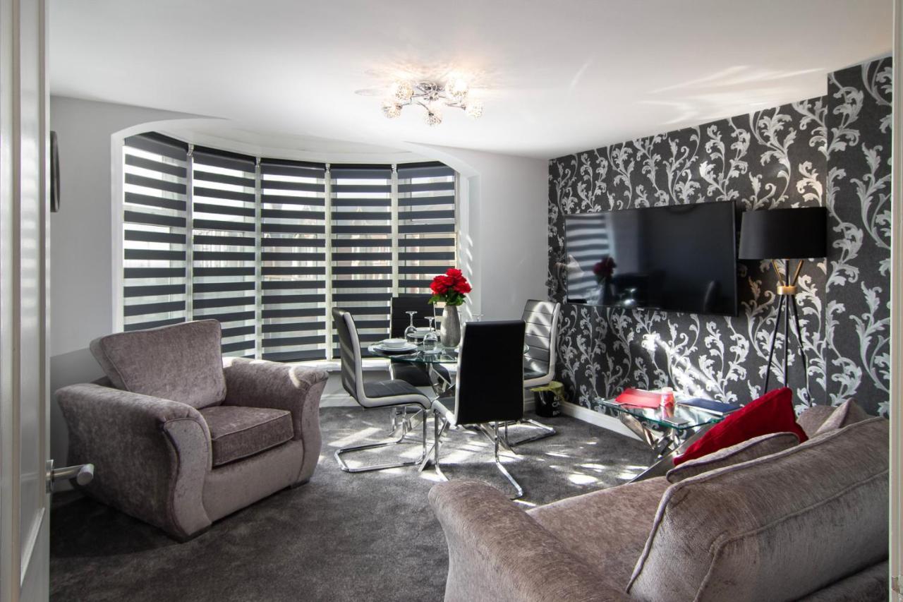New Luxury Seaview Apt2 Free Parking Special Apartment Blackpool